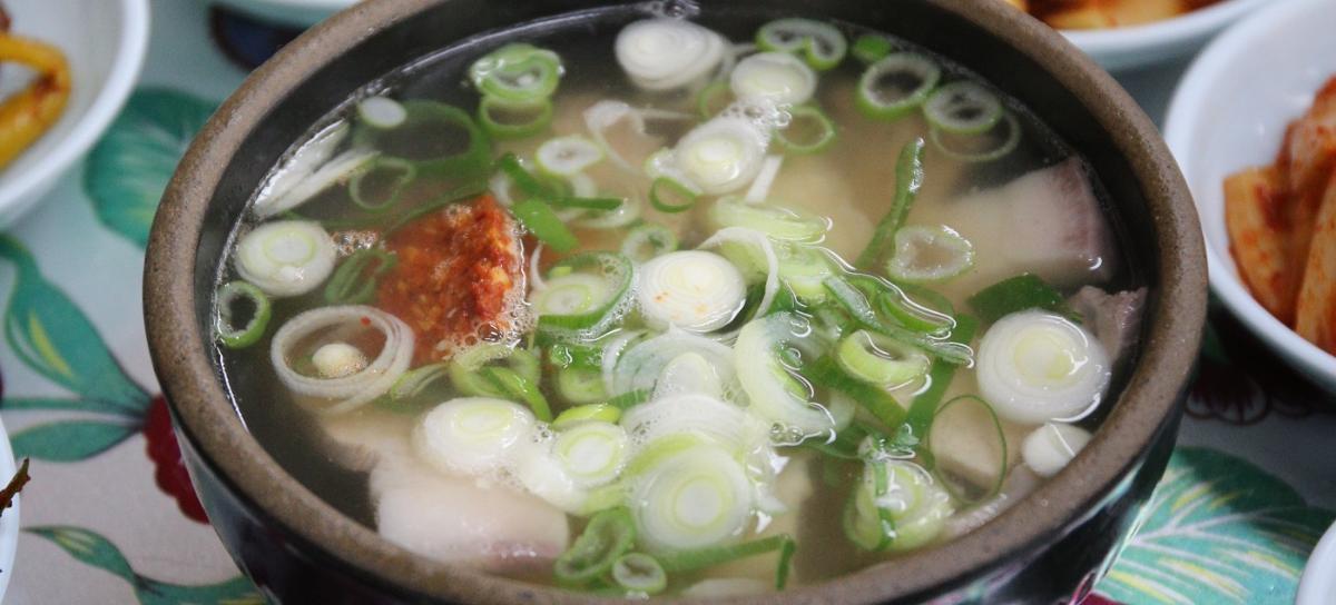 陜川湯飯店的豬肉湯飯