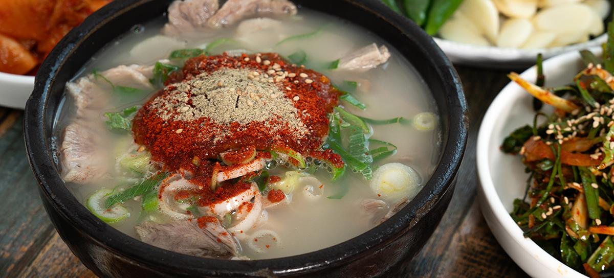 姊妹湯飯的豬肉湯飯