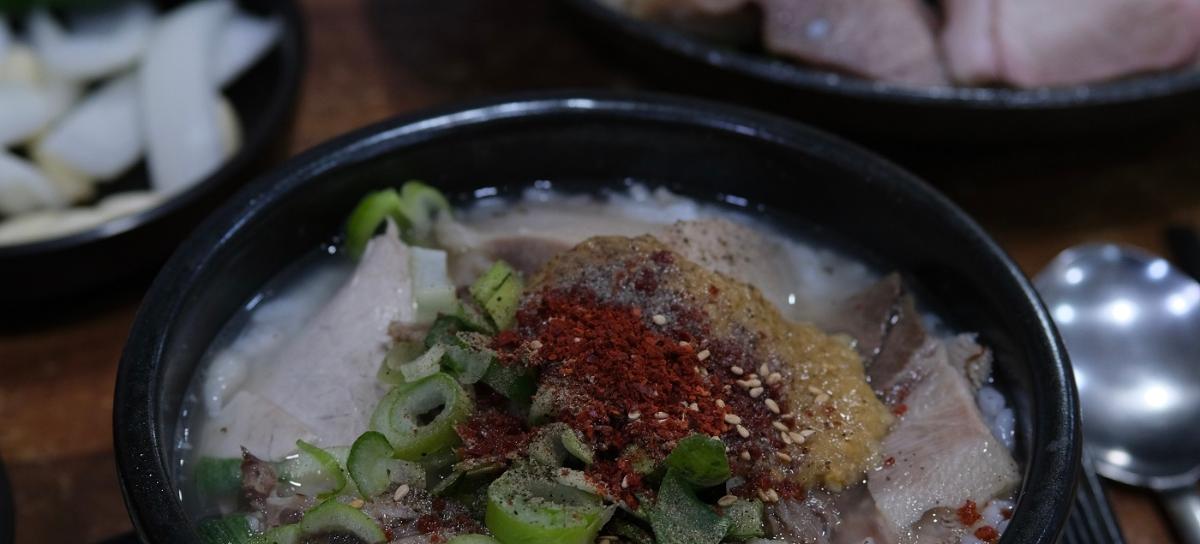 友利豬肉湯飯的豬肉湯飯